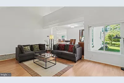 9136 Tulip Grove Road, Gaithersburg, MD 20879 - Photo 4