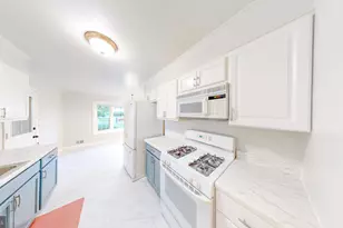 1216 Downs Dr, Silver Spring, MD 20904 - Photo 4