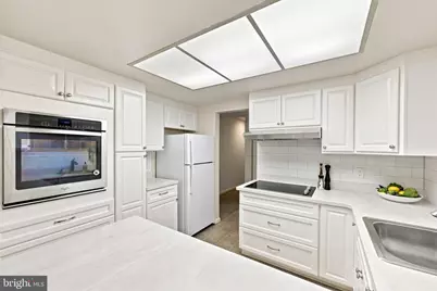 3383 S Leisure World Boulevard #92-1D, Silver Spring, MD 20906 - Photo 6