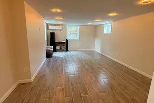 720 Dale Dr, Silver Spring, MD 20910 - Photo 2