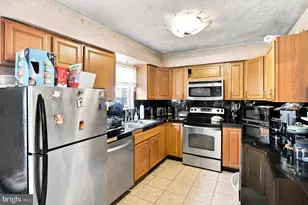 13107 Cherry Bend Terrace, Germantown, MD 20874 - Photo 6