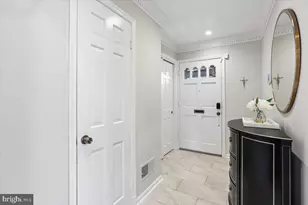 10931 Wickshire Way, Rockville, MD 20852 - Photo 4