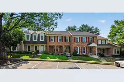 9205 Gatewater, Potomac, MD 20854 - Photo 2