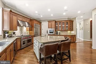 6704 Honesty Dr, Bethesda, MD 20817 - Photo 12