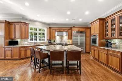 6704 Honesty Drive, Bethesda, MD 20817 - Photo 10
