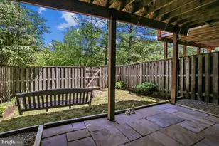 10407 Dalebrooke Ln, Potomac, MD 20854 - Photo 32