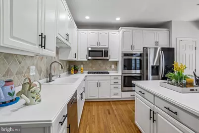 10407 Dalebrooke Lane, Potomac, MD 20854 - Photo 16
