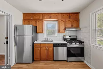 10511 Hayes Avenue, Silver Spring, MD 20902 - Photo 12