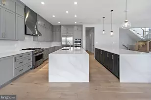 6829 Penngrove Ln, Bethesda, MD 20817 - Photo 18