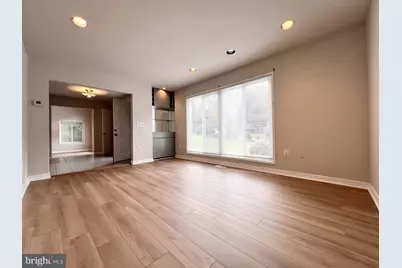 10901 Broad Green Terrace, Rockville, MD 20854 - Photo 8