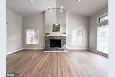 10901 Broad Green Terrace, Rockville, MD 20854 - Photo 12