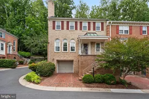 8015 Quarry Ridge Way, Bethesda, MD 20817 - Photo 4