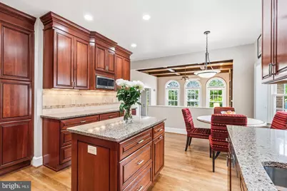 8015 Quarry Ridge Way, Bethesda, MD 20817 - Photo 14