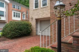 8015 Quarry Ridge Way, Bethesda, MD 20817 - Photo 2