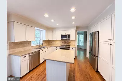 11301 Willowdale Drive, Germantown, MD 20876 - Photo 2