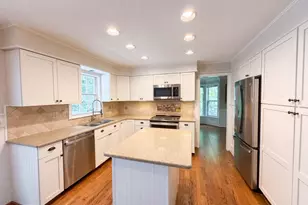 11301 Willowdale Dr, Germantown, MD 20876 - Photo 2