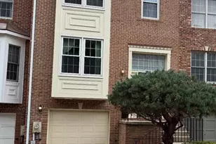 4 Carriage Walk Ct, Gaithersburg, MD 20879 - Photo 1