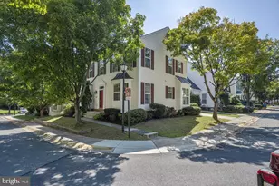 20318 Swallow Point Rd, Montgomery Village, MD 20886 - Photo 2