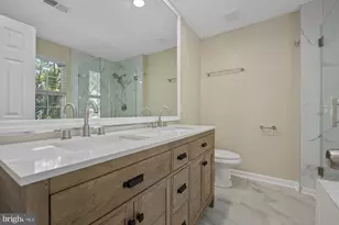 20318 Swallow Point Rd, Montgomery Village, MD 20886 - Photo 24