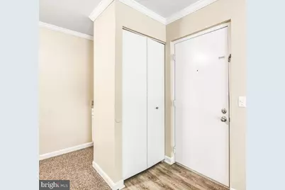 18328 Streamside Drive #301, Gaithersburg, MD 20879 - Photo 4