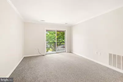 18328 Streamside Drive #301, Gaithersburg, MD 20879 - Photo 6