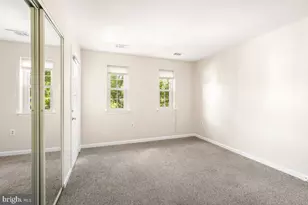 18328 Streamside Dr, Gaithersburg, MD 20879 - Photo 24