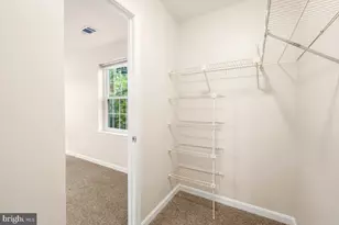 18328 Streamside Dr, Gaithersburg, MD 20879 - Photo 36