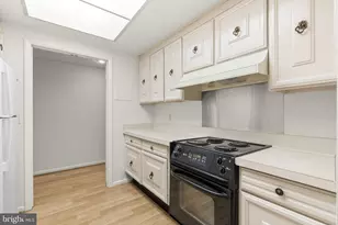 3352 Chiswick Ct, Silver Spring, MD 20906 - Photo 8