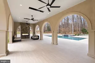 7112 Natelli Woods Ln, Bethesda, MD 20817 - Photo 8