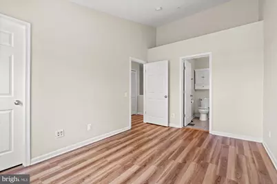220 Fallsgrove Boulevard #3, Rockville, MD 20850 - Photo 16