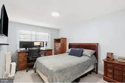 9212 Chadburn Place, Montgomery Village, MD 20886 - Photo 10