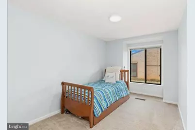 9212 Chadburn Place, Montgomery Village, MD 20886 - Photo 12