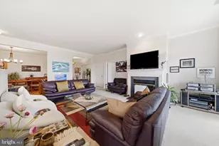110 Chevy Chase St, Gaithersburg, MD 20878 - Photo 8