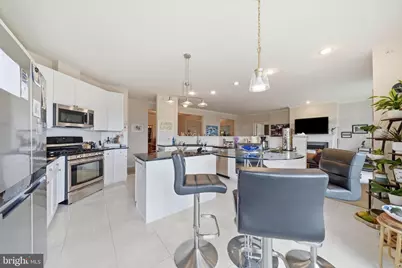 110 Chevy Chase Street #406, Gaithersburg, MD 20878 - Photo 16