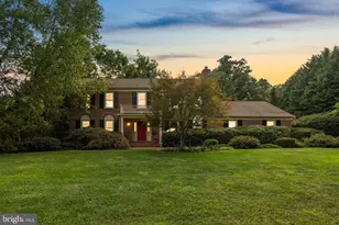 1338 Excaliber Ln, Sandy Spring, MD 20860 - Photo 2