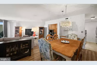 7111 Woodmont Avenue #709, Bethesda, MD 20815 - Photo 1