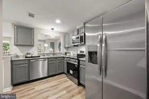 13207 Whitechurch Cir, Germantown, MD 20874 - Photo 12