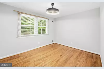 11504 Bedfordshire Avenue, Potomac, MD 20854 - Photo 36
