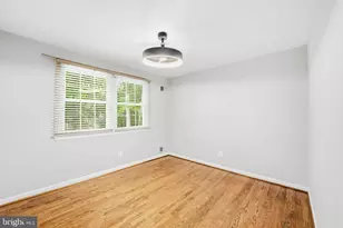 11504 Bedfordshire Ave, Potomac, MD 20854 - Photo 36
