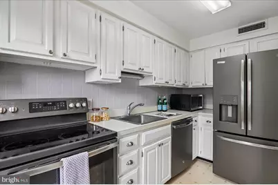 2244 Washington Avenue #202, Silver Spring, MD 20910 - Photo 12