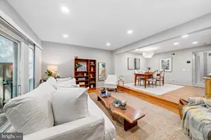304 New Mark Esplanade, Rockville, MD 20850 - Photo 6