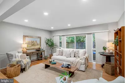 304 New Mark Esplanade, Rockville, MD 20850 - Photo 2