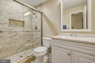 19914 Silverfield Dr, Gaithersburg, MD 20886 - Photo 42