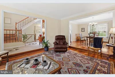 19914 Silverfield Drive, Montgomery Village, MD 20886 - Photo 8