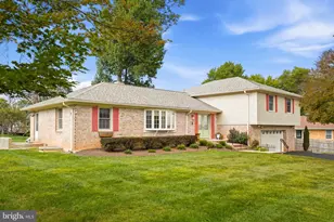 17616 Prince David Dr, Olney, MD 20832 - Photo 2