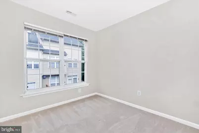 9621 Athens Place, Gaithersburg, MD 20878 - Photo 12