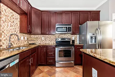9621 Athens Place, Gaithersburg, MD 20878 - Photo 6