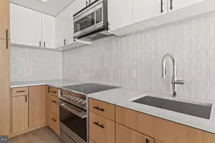 10511 Strathmore Hall St, North Bethesda, MD 20852 - Photo 10