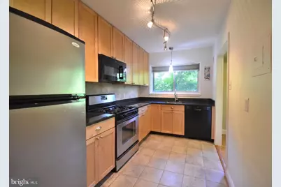 10650 Weymouth Street #103, Bethesda, MD 20814 - Photo 2