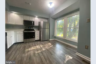 19201 Cross Ridge Drive, Germantown, MD 20874 - Photo 2